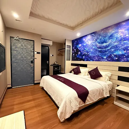 Venus Boutique Hotel-3